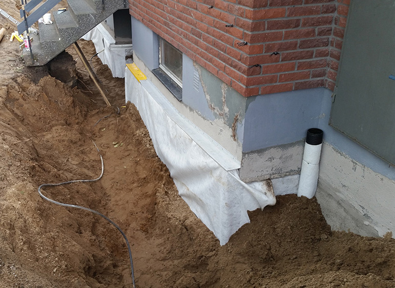 Dränering & isolering av hus. Färlöv, Kristianstad